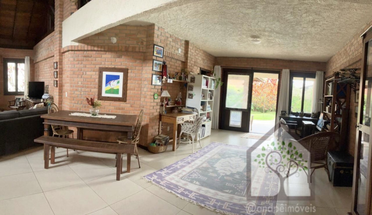 Imagem Casa com 2 Quartos à Venda, 304 m² em Sambaqui - Florianópolis Imagem Casa com 2 Quartos à Venda, 304 m² em Sambaqui - Florianópolis