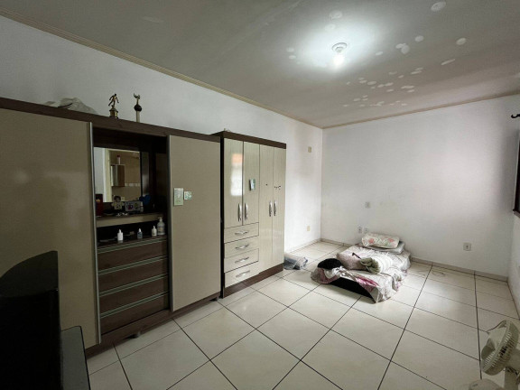 Imagem Casa com 4 Quartos à Venda, 242 m² em Centro - Botucatu Imagem Casa com 4 Quartos à Venda, 242 m² em Centro - Botucatu