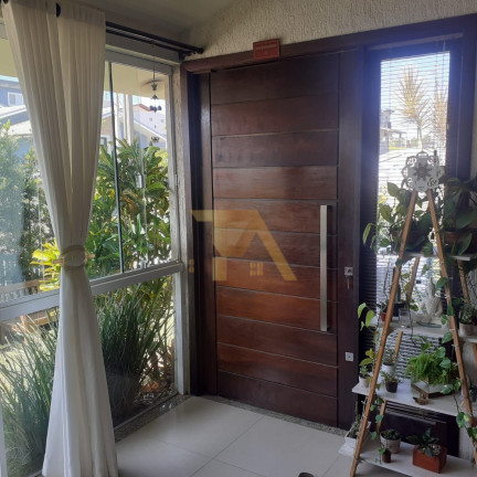Imagem Imóvel com 3 Quartos à Venda, em Ambrósio - Garopaba Imagem Imóvel com 3 Quartos à Venda, em Ambrósio - Garopaba