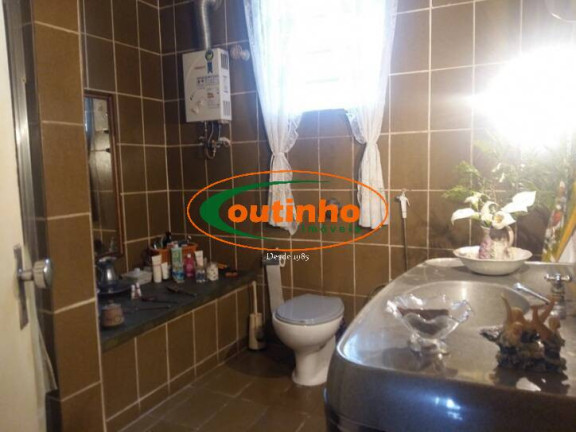 Imagem Casa com 4 Quartos à Venda, 220 m² em Grajaú - Rio De Janeiro Imagem Casa com 4 Quartos à Venda, 220 m² em Grajaú - Rio De Janeiro