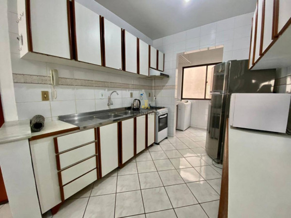 Imagem Apartamento com 3 Quartos para Temporada, 130 m² em Meia Praia - Itapema Imagem Apartamento com 3 Quartos para Temporada, 130 m² em Meia Praia - Itapema