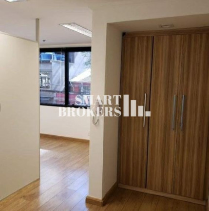 Imagem Sala Comercial à Venda ou Locação, 28 m² em Vila Olímpia - São Paulo Imagem Sala Comercial à Venda ou Locação, 28 m² em Vila Olímpia - São Paulo