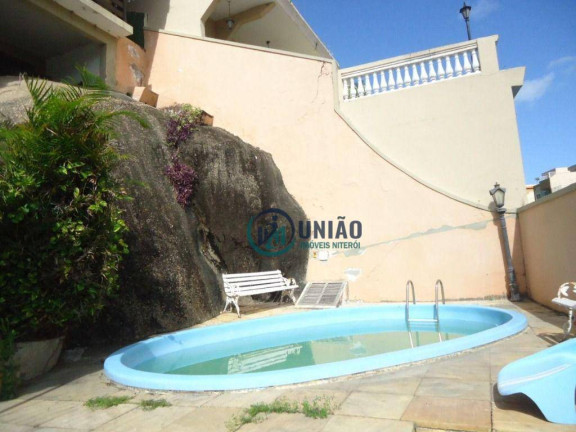 Imagem Casa com 4 Quartos à Venda, 377 m² em Itacoatiara - Niterói Imagem Casa com 4 Quartos à Venda, 377 m² em Itacoatiara - Niterói