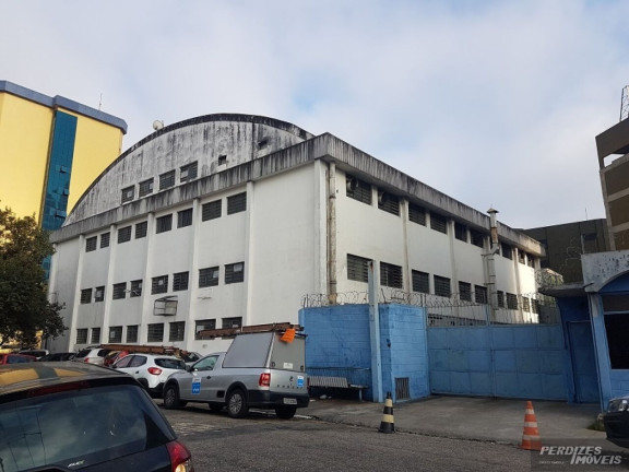 Imóvel Comercial à Venda ou Locação, 2.720 m² em água Branca - São Paulo