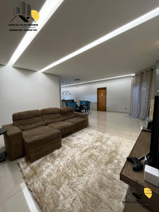 Imagem Casa com 4 Quartos à Venda, 360 m² em Santa Mônica - Uberlândia