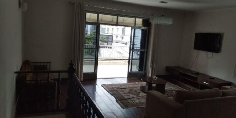 Imagem Casa com 4 Quartos à Venda, 200 m² em Boqueirão - Santos Imagem Casa com 4 Quartos à Venda, 200 m² em Boqueirão - Santos