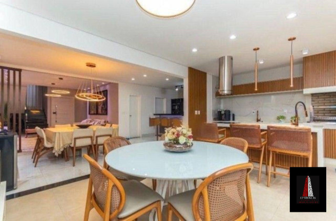 Imagem Sobrado com 3 Quartos à Venda ou Locação, 241 m² em Brigadeiro Tobias - Sorocaba Imagem Sobrado com 3 Quartos à Venda ou Locação, 241 m² em Brigadeiro Tobias - Sorocaba