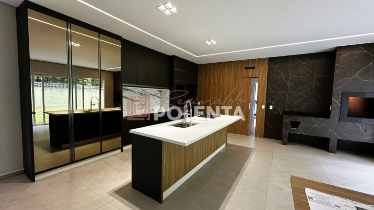 Imagem Casa com 3 Quartos à Venda, 208 m² em Argentina - Criciúma Imagem Casa com 3 Quartos à Venda, 208 m² em Argentina - Criciúma