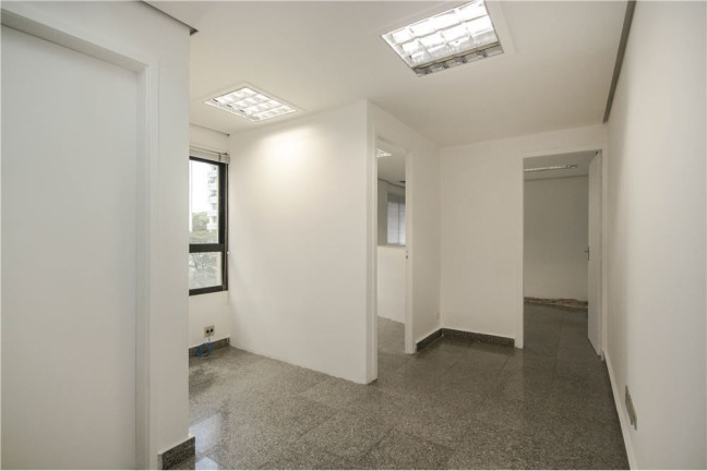 Loja à Venda, 28 m² em Itaim Bibi - São Paulo