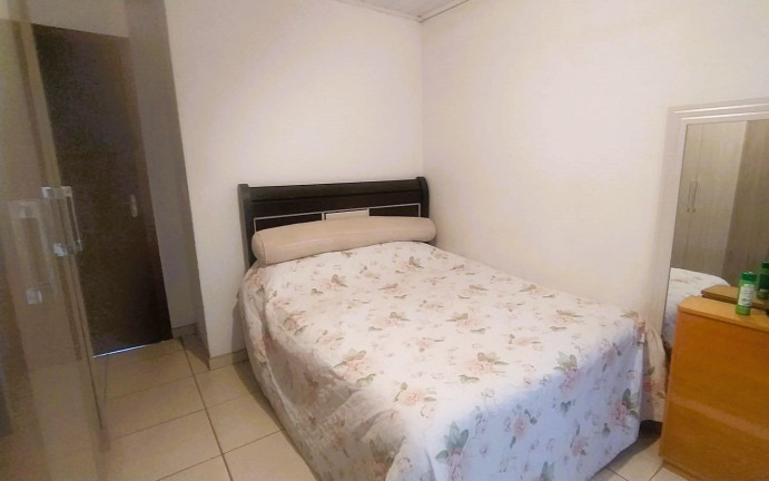 Imagem Casa com 2 Quartos à Venda, 80 m² em Sítio Cercado - Curitiba Imagem Casa com 2 Quartos à Venda, 80 m² em Sítio Cercado - Curitiba