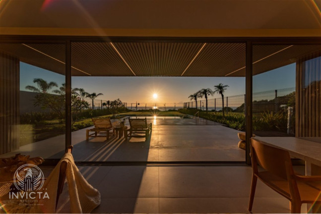 Casa com 5 Quartos à Venda, 458 m² em Praia Do Estaleiro - Balneário Camboriú