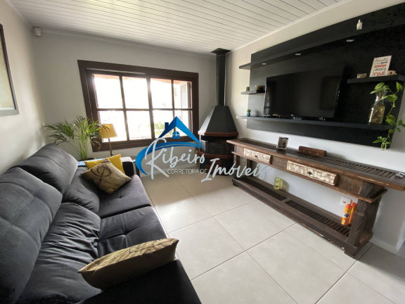 Imagem Casa com 4 Quartos à Venda, 270 m² em Centro - Imbé