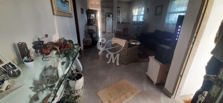 Imagem Imóvel com 3 Quartos à Venda, 2.000 m² em Centro - Guararema