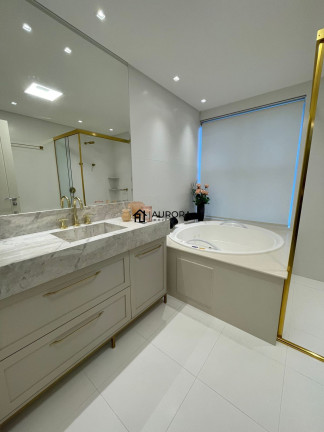 Imagem Apartamento com 4 Quartos à Venda, 167 m² em Centro - Balneário Camboriú Imagem Apartamento com 4 Quartos à Venda, 167 m² em Centro - Balneário Camboriú