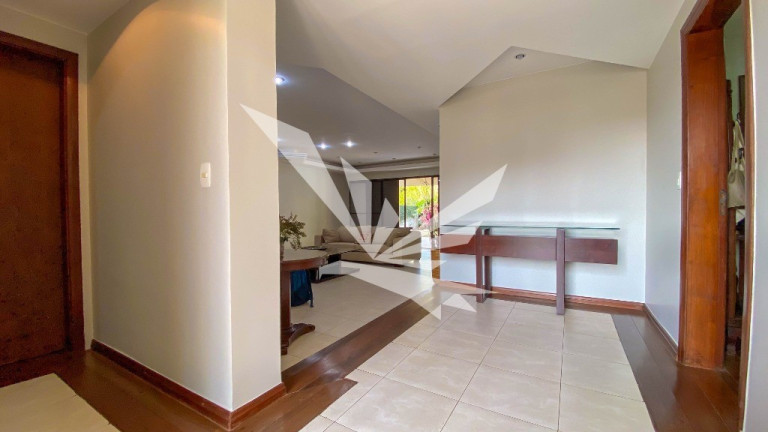 Casa com 4 Quartos para Alugar, 580 m² em Setor De Habitações Individuais Sul - Brasília