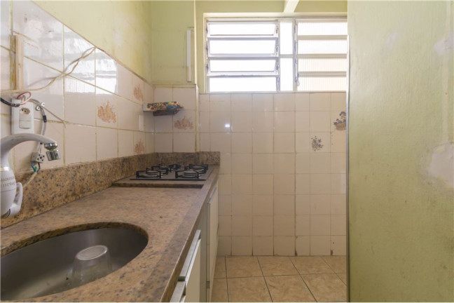 Imagem Imóvel com 3 Quartos à Venda,  em Moinhos De Vento - Porto Alegre