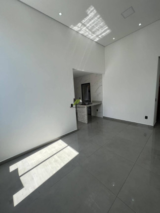 Imagem Imóvel com 2 Quartos à Venda, 75 m²