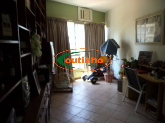 Imagem Apartamento com 4 Quartos à Venda, 160 m² em Tijuca - Rio De Janeiro Imagem Apartamento com 4 Quartos à Venda, 160 m² em Tijuca - Rio De Janeiro