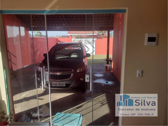 Imagem Casa com 3 Quartos à Venda, 170 m²