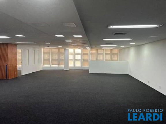 Imagem Sala Comercial à Venda, 330 m² em Centro - São Paulo Imagem Sala Comercial à Venda, 330 m² em Centro - São Paulo