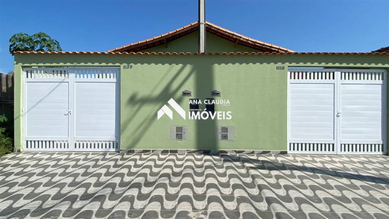 Casa com 2 Quartos à Venda,  em Balneario Cobacabana Paulista - Mongagua