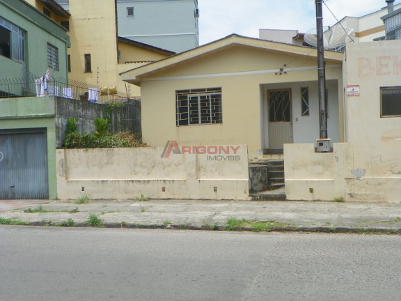 Imagem Casa com 2 Quartos à Venda, 70 m² em Centro - Santa Maria Imagem Casa com 2 Quartos à Venda, 70 m² em Centro - Santa Maria