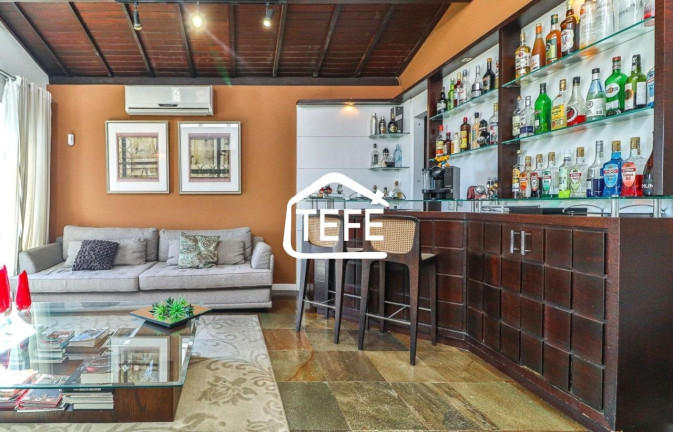 Imagem Casa com 6 Quartos à Venda, 452 m² em Itaipu - Niterói Imagem Casa com 6 Quartos à Venda, 452 m² em Itaipu - Niterói