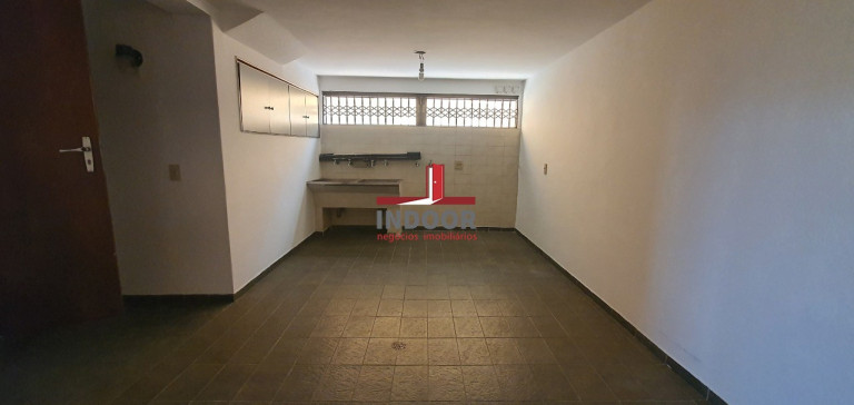 Imagem Casa com 4 Quartos para Alugar, 400 m² em água Fria - São Paulo