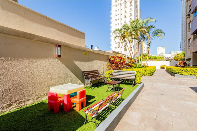 Imagem Apartamento com 3 Quartos à Venda, 129 m² em Menino Deus - Porto Alegre