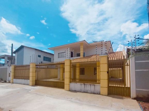 Sobrado com 4 Quartos à Venda,  em Plano Diretor Sul - Palmas