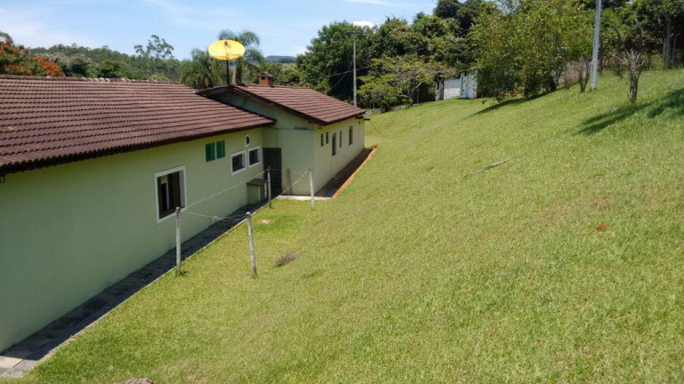 Imagem Chácara com 6 Quartos à Venda, 112 m² em Biriça Do Valado - Bragança Paulista Imagem Chácara com 6 Quartos à Venda, 112 m² em Biriça Do Valado - Bragança Paulista