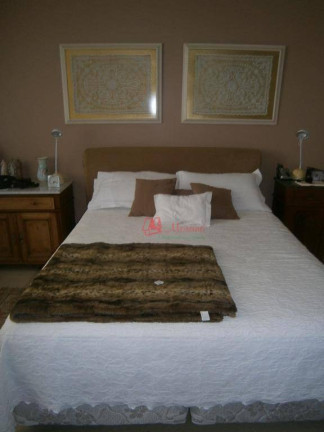 Imagem Apartamento com 3 Quartos à Venda, 145 m² em Independência - Porto Alegre Imagem Apartamento com 3 Quartos à Venda, 145 m² em Independência - Porto Alegre