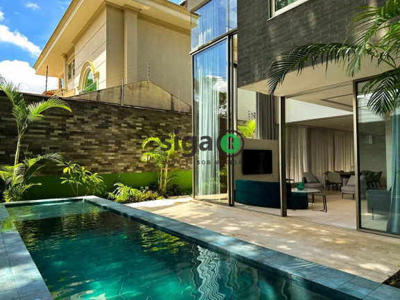 Casa com 4 Quartos para Alugar, 636 m² em Vila Paulistania - São Paulo