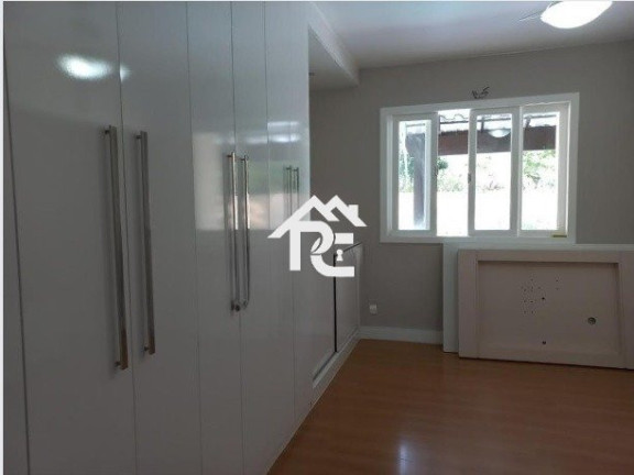 Imagem Casa com 3 Quartos à Venda, 360 m² em Piratininga - Niterói