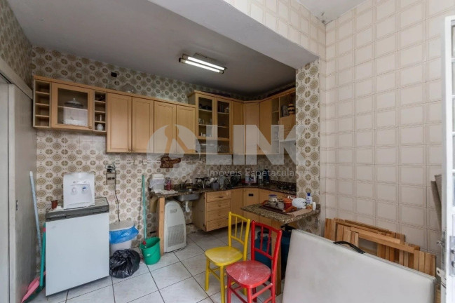 Imagem Casa com 3 Quartos à Venda, 300 m² em Petrópolis - Porto Alegre