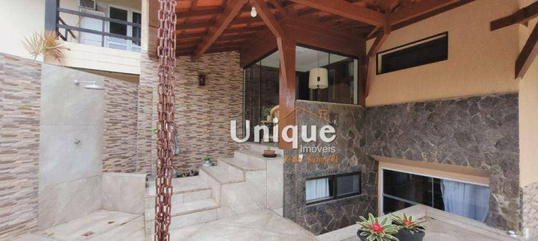 Imagem Casa com 5 Quartos à Venda, 155 m² em Centro - Armação Dos Búzios