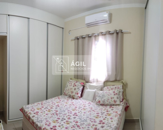 Imagem Casa com 3 Quartos à Venda, 250 m² em Loteamento Villa Branca - Jacareí Imagem Casa com 3 Quartos à Venda, 250 m² em Loteamento Villa Branca - Jacareí