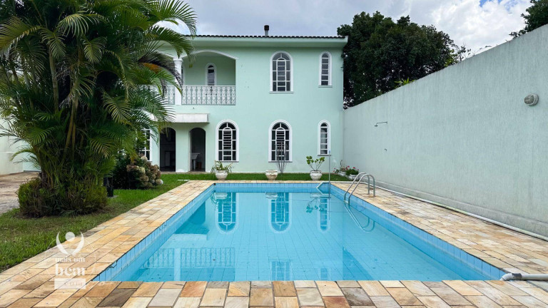 Imagem Casa com 5 Quartos à Venda, 537 m² em São Lourenço - Curitiba