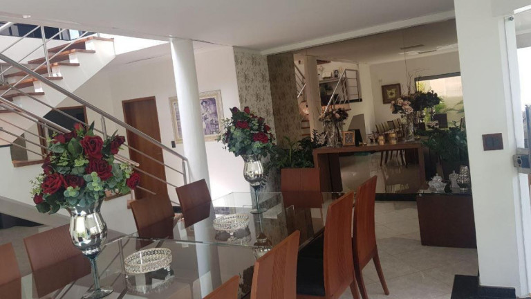 Imagem Casa com 6 Quartos à Venda, 650 m² em Condomínio Império Dos Nobres (sobradinho) - Brasília