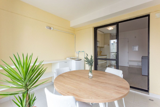 Imagem Apartamento com 2 Quartos para Alugar, 57 m² em Bela Vista - São Paulo