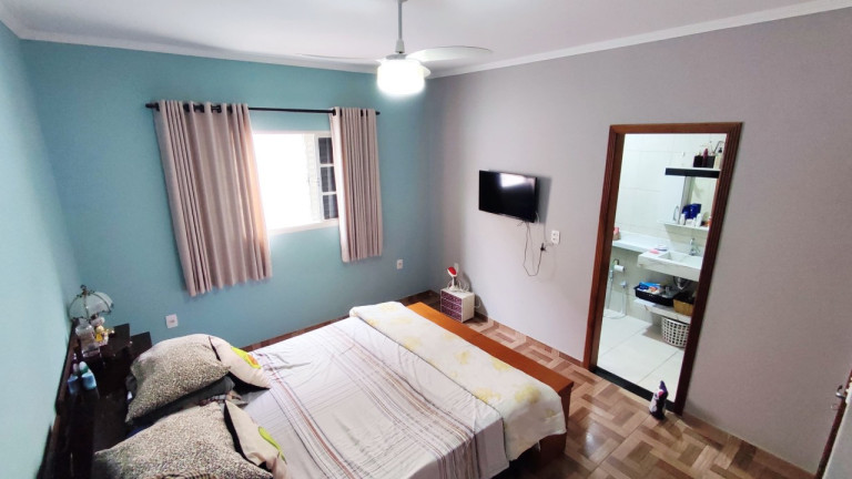 Imagem Casa com 3 Quartos à Venda, 184 m² em Parque Residencial Stahlberg - Limeira Imagem Casa com 3 Quartos à Venda, 184 m² em Parque Residencial Stahlberg - Limeira