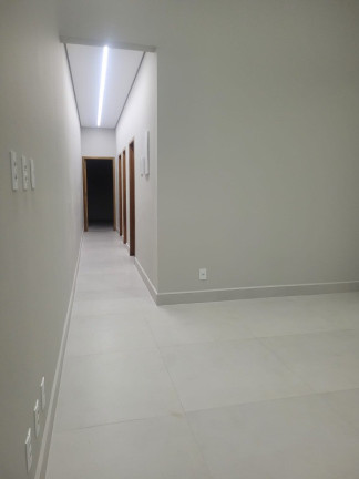 Imagem Casa com 3 Quartos à Venda, em Jardim Regina - Indaiatuba Imagem Casa com 3 Quartos à Venda, em Jardim Regina - Indaiatuba