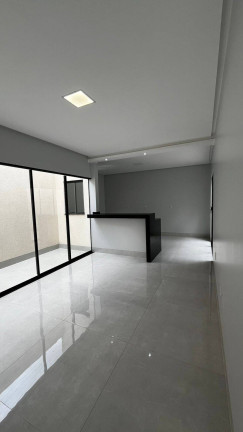 Imagem Casa com 3 Quartos à Venda, 102 m² em Popular - Caldas Novas