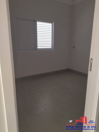 Imagem Casa com 2 Quartos à Venda,  em Jardim Sant'ana - Birigui