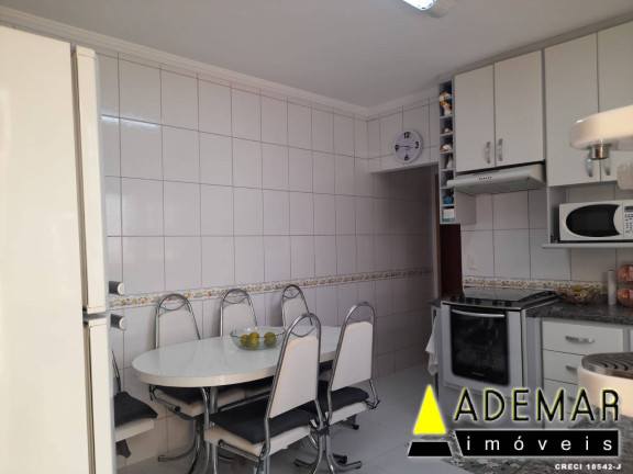 Imagem Casa com 3 Quartos à Venda, 200 m² em Taboão - São Bernardo Do Campo Imagem Casa com 3 Quartos à Venda, 200 m² em Taboão - São Bernardo Do Campo