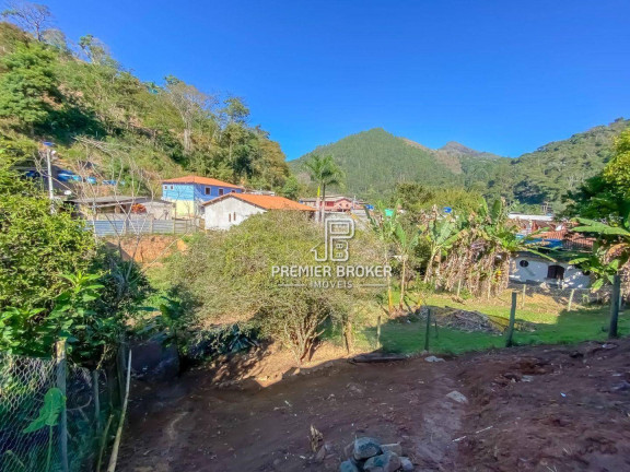 Imagem Casa com 2 Quartos à Venda, 100 m² em Pessegueiros - Teresópolis Imagem Casa com 2 Quartos à Venda, 100 m² em Pessegueiros - Teresópolis