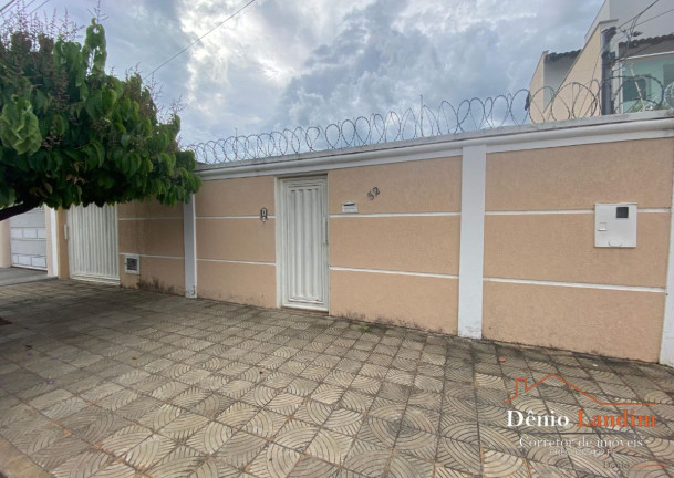 Imagem Casa com 3 Quartos à Venda, 120 m² em Jardim São Luiz - Montes Claros Imagem Casa com 3 Quartos à Venda, 120 m² em Jardim São Luiz - Montes Claros