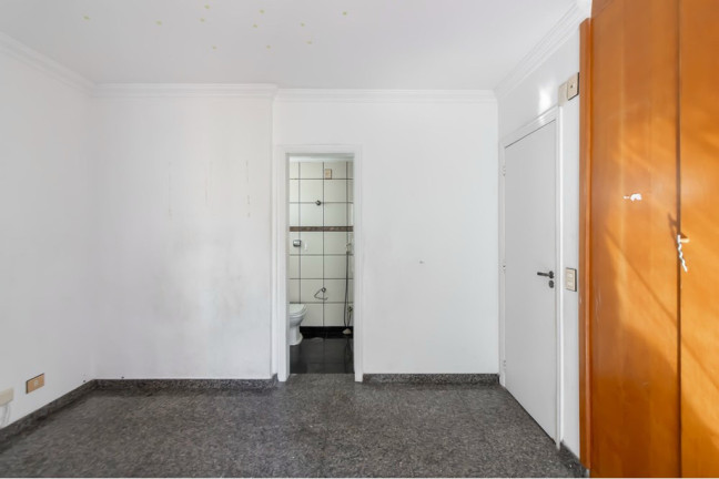 Imagem Imóvel com 4 Quartos à Venda, 169 m² em Moema - São Paulo Imagem Imóvel com 4 Quartos à Venda, 169 m² em Moema - São Paulo
