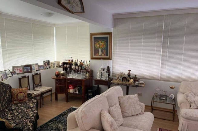 Imagem Apartamento com 4 Quartos à Venda, 226 m² em Centro - Florianópolis Imagem Apartamento com 4 Quartos à Venda, 226 m² em Centro - Florianópolis