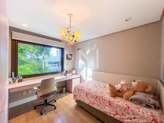 Imagem Apartamento com 3 Quartos à Venda, 168 m² em Rio Branco - Porto Alegre